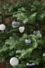 Hjerte til juletræ fra Ib Laursen sort med hvid mønster - Tinashjem